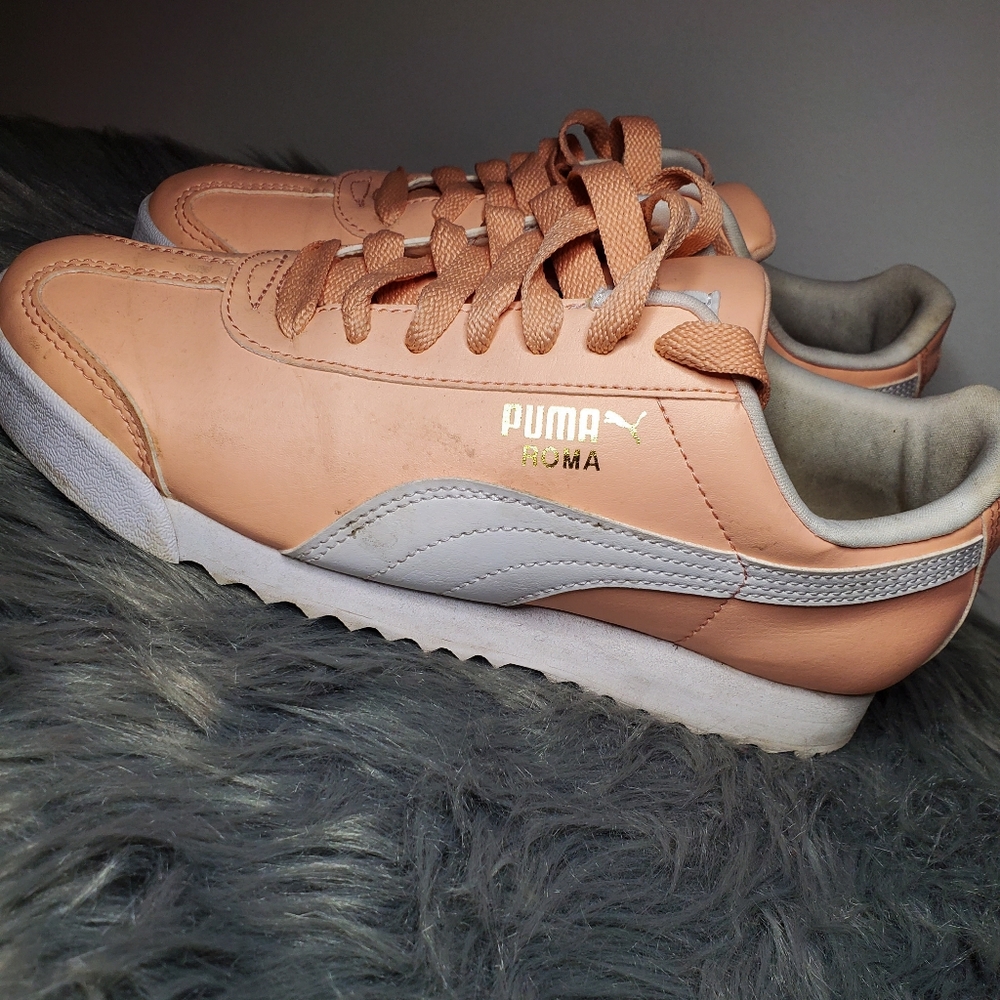 PUMA SNEAKERS